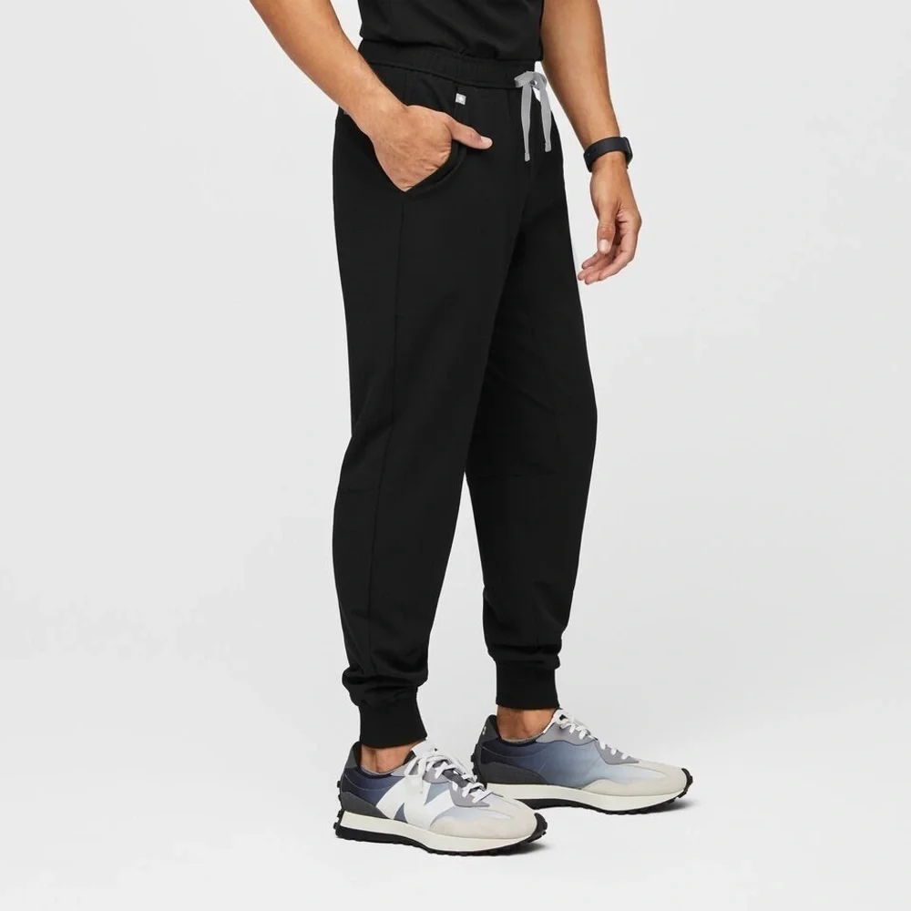 FIGS- Men’s Black Tansen Jogger Scrubs M